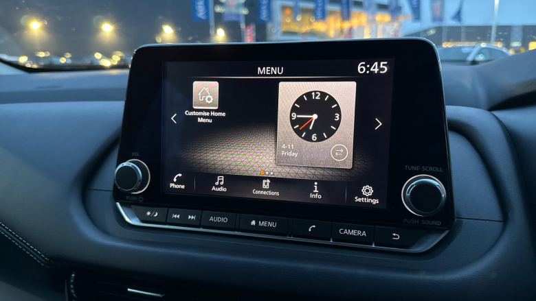 Nissan Qashqai 1.3 DiG-T MH Acenta Premium 5dr Petrol Hatchback